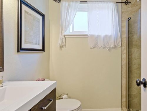 3739 Sierra St, Riverbank CA  95367-2447 exterior