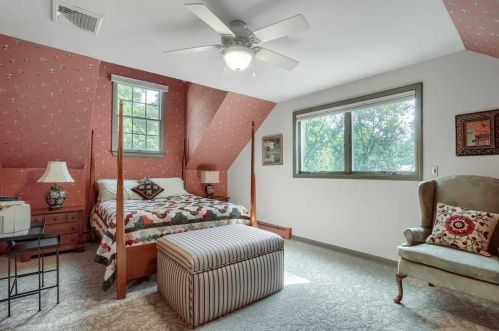 5 Carlson Ter, Fishkill NY  12524-3001 exterior