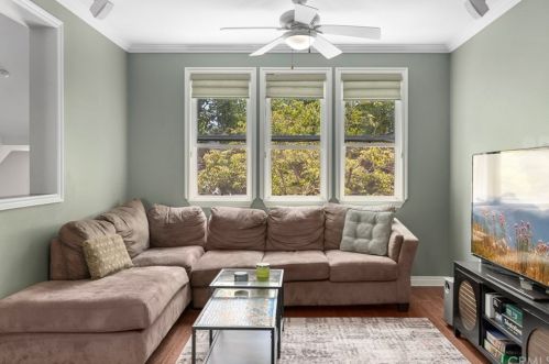 4 Shellprint Ct, Newport Beach, CA 92663-2781