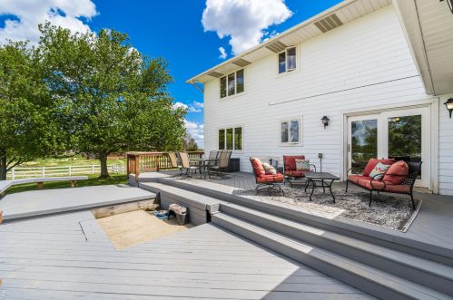 1320 Old Springfield Rd, London OH  43140-9202 exterior