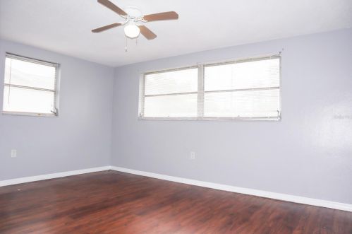 4107 Westwood Dr, Tarpon Springs FL  34691-1755 exterior