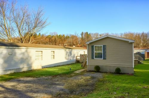 708 Daisy Lane Ext, Renfrew, PA 16053-8526