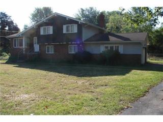 9560 Lake Shore Blvd, Concord Township, OH 44060-1614