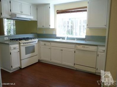 2746 Lemon Dr, Simi Valley, CA 93063-2250