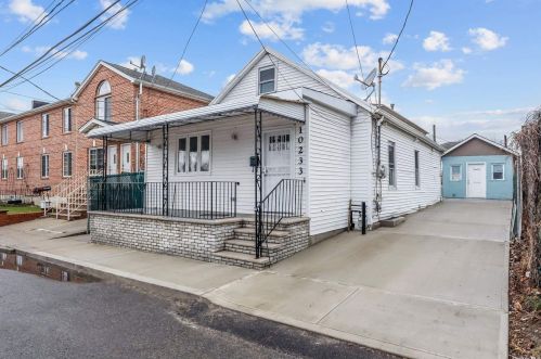 102-33 Rau Ct, Jamaica, NY 11414-0039