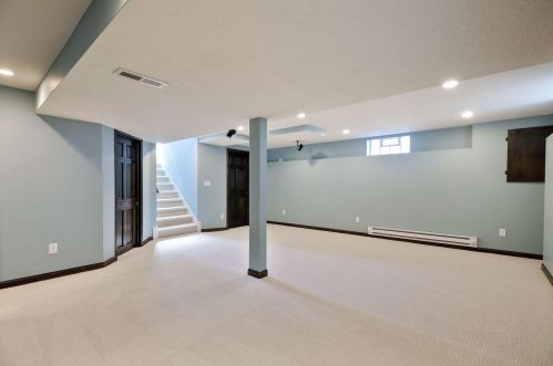 5728 Ewing Ave, Minneapolis MN 55410-2742 exterior