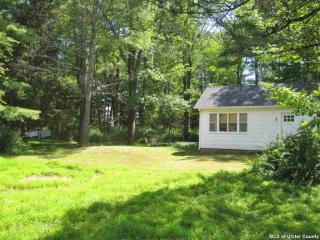 105 Riseley Lane Ext, Woodstock, NY 12498-1848