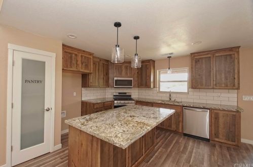 8435 Buena Vista Ave, Los Molinos CA  96055-9556 exterior