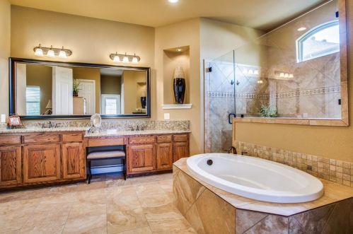405 Meandering Crk Dr, Argyle TX  76226-2288 exterior