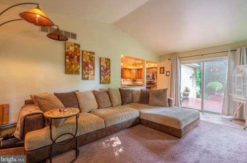 293 Stormfield Dr, Harleysville PA  19438-2330 exterior