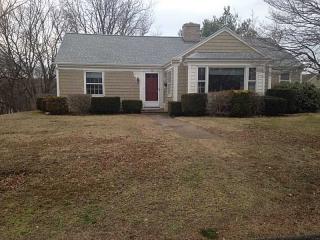 10 Angell Ave, Cranston RI  02920-1610 exterior