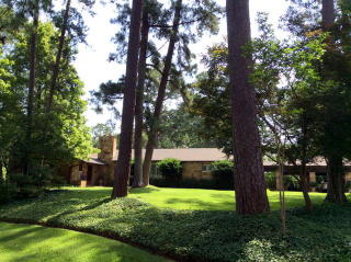 1527 Waverland Dr, Macon, GA 31211-1327