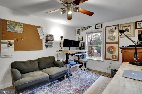 164 Ashley Dr, Shepherdstown WV  25443-4617 exterior