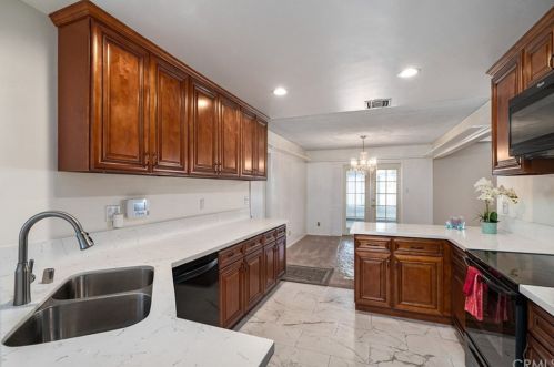 6214 Fremont Way, Buena Park, CA 90620-1413