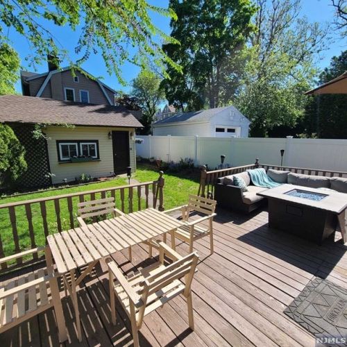 54 Hackensack Ave, Ridgefield Park NJ  07660-1328 exterior