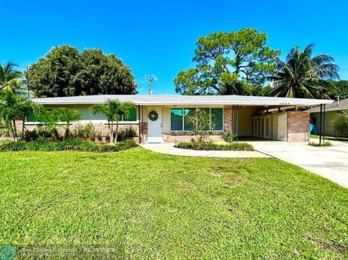 2855 9th St, Boynton Beach FL  33435-7909 exterior