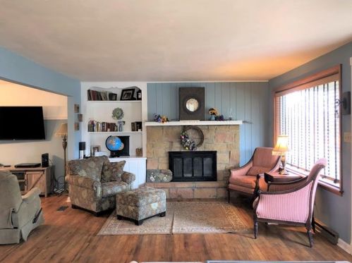 905 Braddock Rd, Pittsburgh, PA 15221-3615