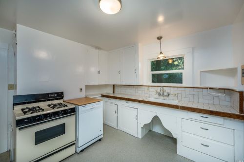 601 Jones St, Ukiah CA  95482-5313 exterior