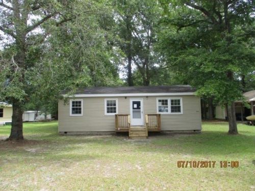 908 Hildebrand Dr, Bonneau SC  29431-8736 exterior
