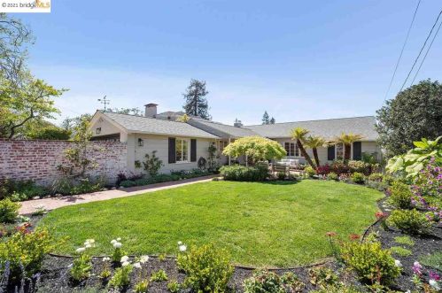 303 Hillside Ave, Oakland, CA 94611-4013