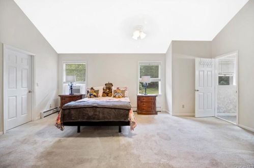 270 Prosperous Valley Rd, Middletown NY  10940-8707 exterior