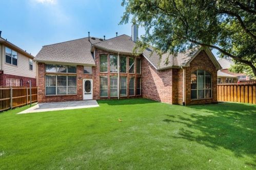 3604 Leanne Dr, Lewisville TX  75022-0962 exterior