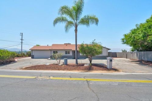 7741 High St, La Mesa, CA 91941-7862