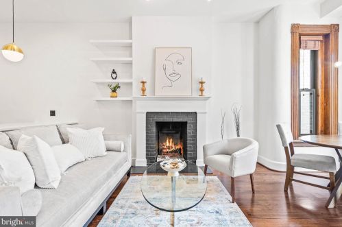 1449 Corcoran St, Washington, DC 20009-3893
