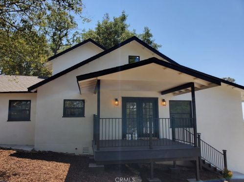 94 Valley View Dr, Oroville, CA 95966-3717