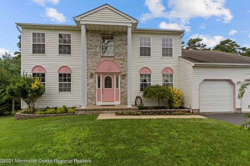 131 Linnea Ln, Bricktown, NJ 08724-5309