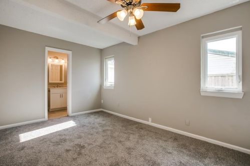 722 Cindy Dr, Cedar Hill TX 75104-1721 exterior