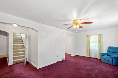 102 Cavitt Ave, Trafford, PA 15085-1069