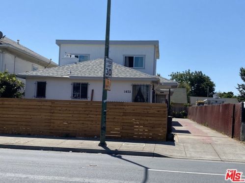 1422 98th Ave, Oakland CA  94603-2502 exterior