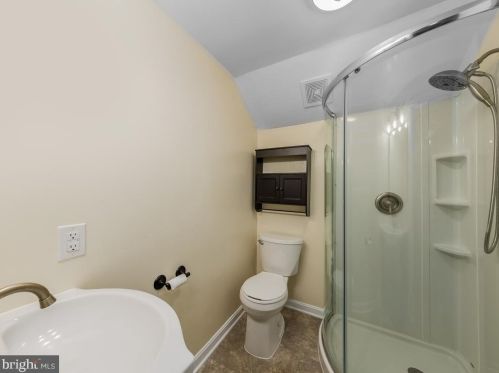 9204 Dahlgren Rd, Owens VA  22485-3508 exterior