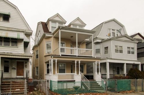 273 Amherst St, East Orange, NJ 07018-2506