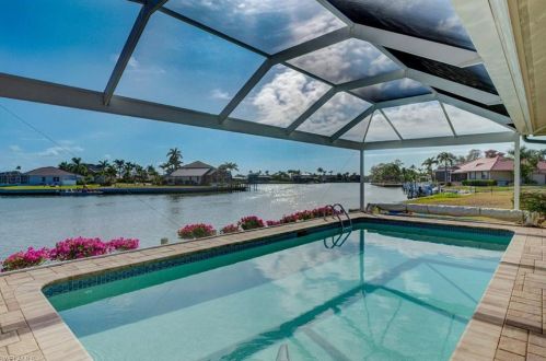 329 Nassau Ct, Marco Island, FL 34145-4013