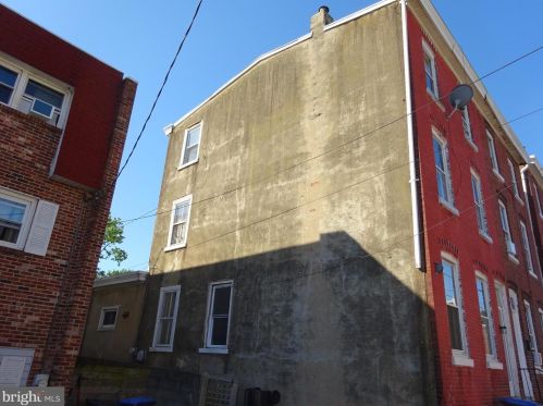 824 George St, Norristown, PA 19401-3733