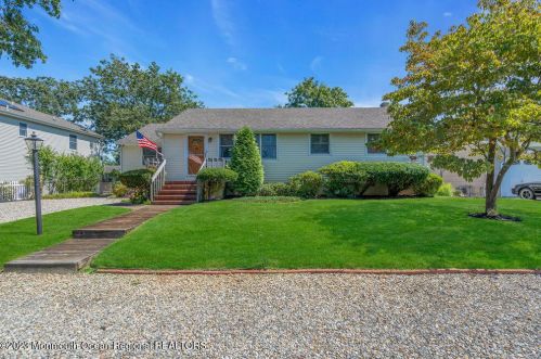 434 Rose Ave, Bricktown, NJ 08724-2164