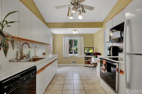 51 Stevens Ave, Old Bridge NJ  08857-2244 exterior