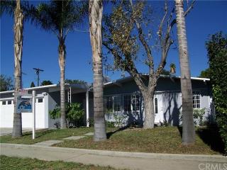 9874 Mercedes Ave, Los Angeles, CA 91331-5223