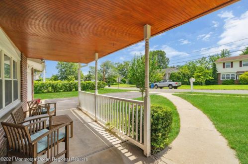 34 Wyoming Dr, Jackson Twp NJ  08527-1544 exterior