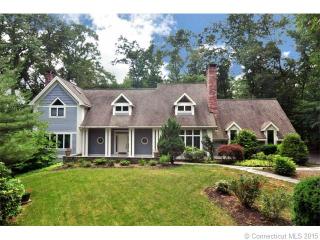 15 Chiltern St, Farmington CT  06032-1534 exterior