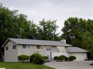 219 Thayer Dr, Richland, WA 99352-4137