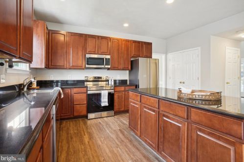 10204 Napoleon St, Fredericksburg VA  22408-8060 exterior