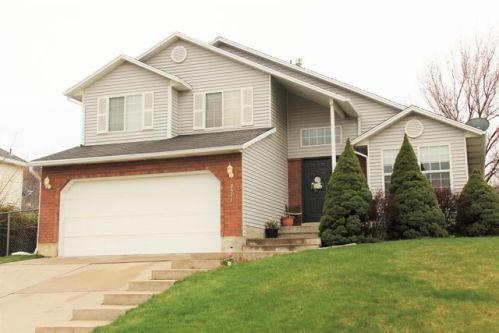 2377 E Ave, Ogden, UT 84405-1244