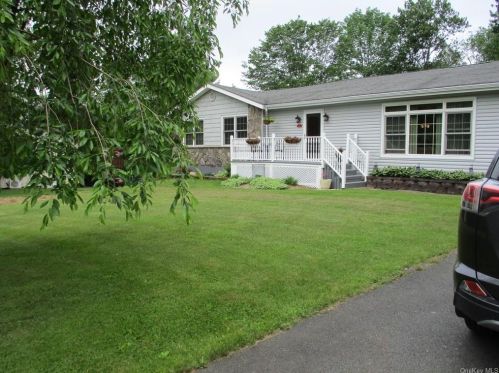 11 Rosen Rd, Monticello, NY 12701-4605