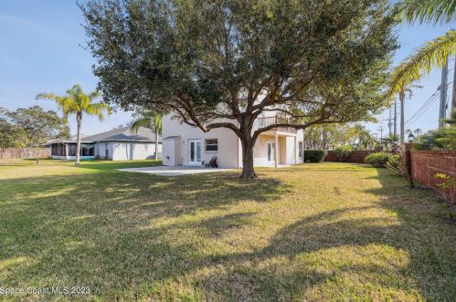 222 Summers Creek Dr, Merritt Island FL  32952-2684 exterior