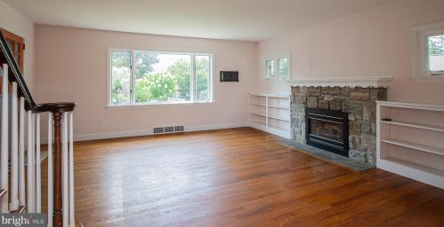 2037 Stone Mill Rd, Lancaster PA  17603-6053 exterior