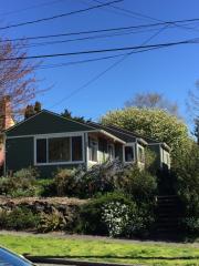 4752 34th Ave, Seattle WA  98105-4007 exterior