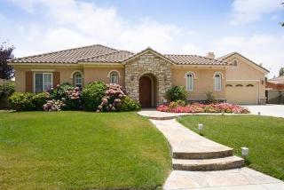 724 Livingston Ct, Claremont, CA 91711-2250